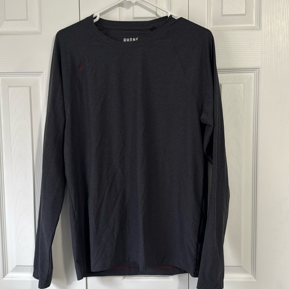 RHONE performance top